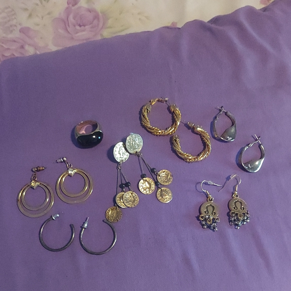 6/$10 7 Pc. For $6  Set Of Elegant  Gold and Silver Earring Set (10)